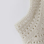 Chaleco Corto Tejido Beige - Imagen 4